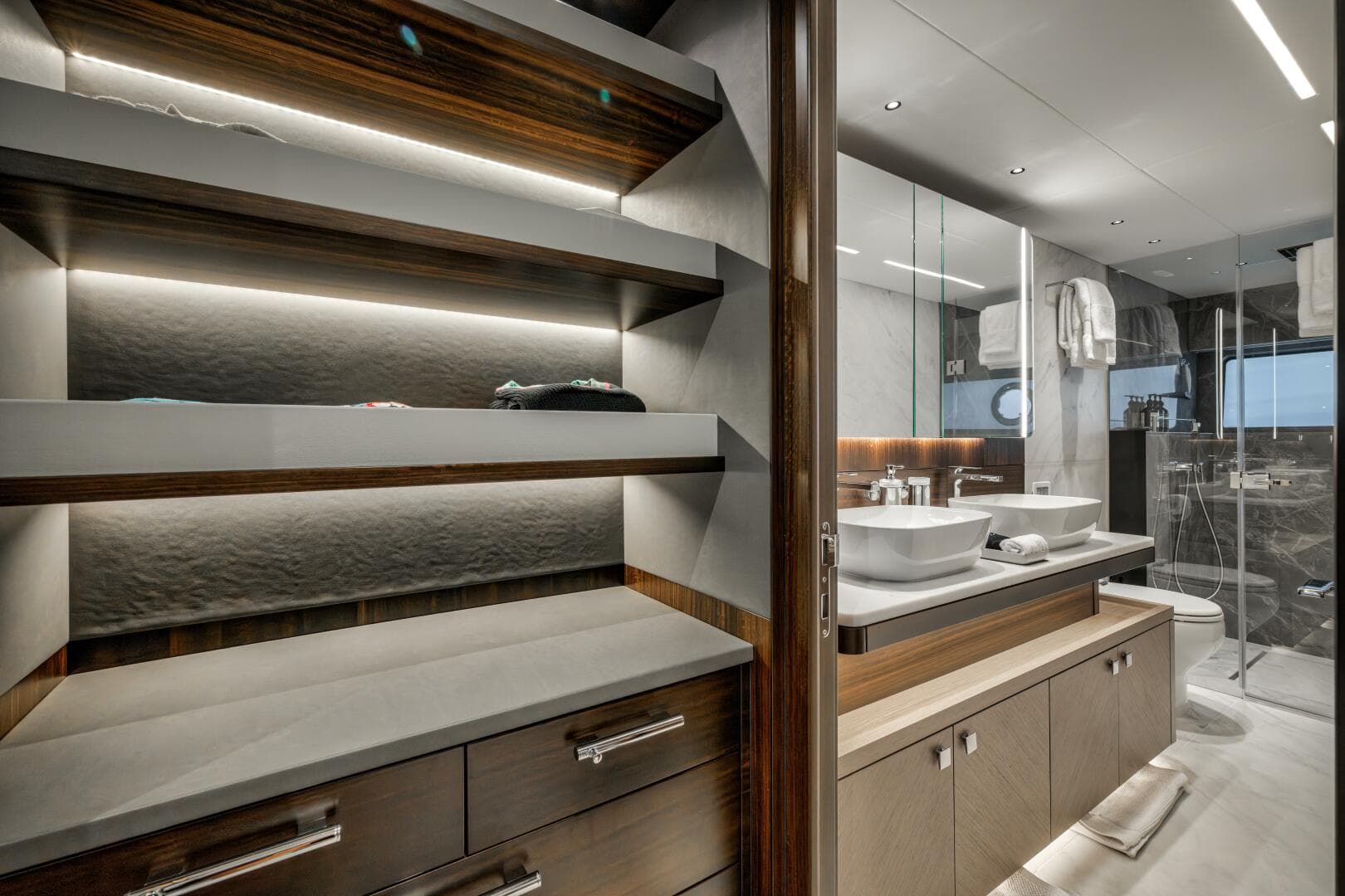 2026 Sunseeker 88 Yacht — photo 56