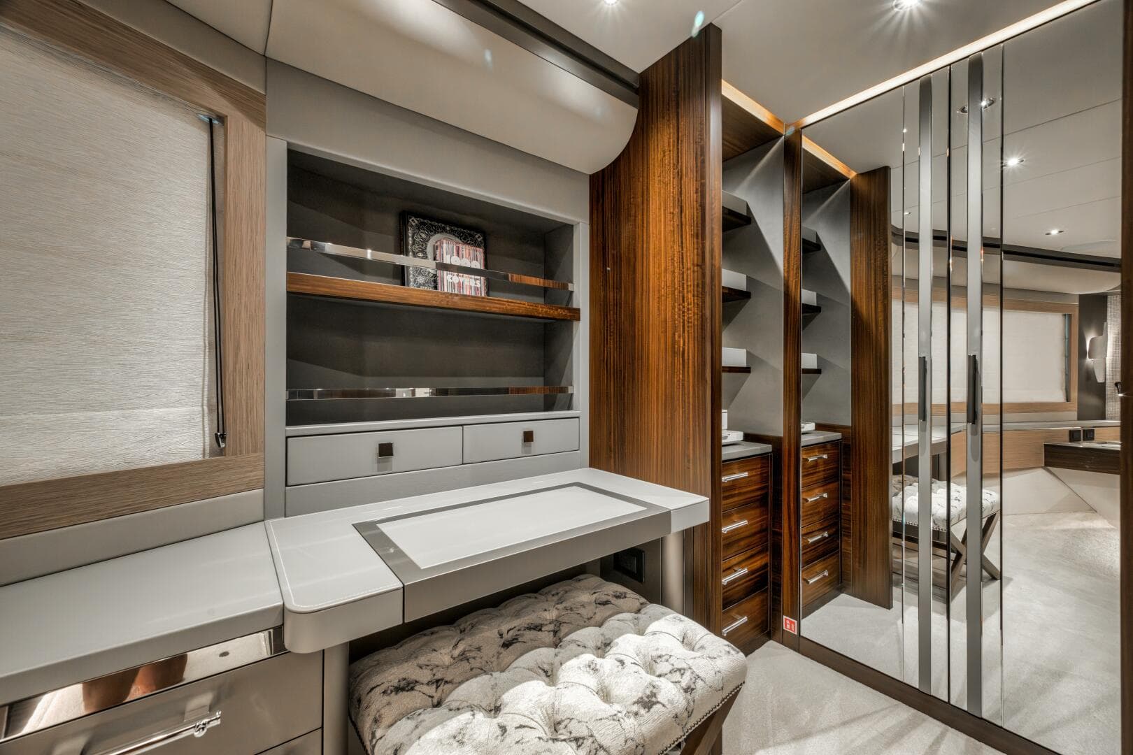 2026 Sunseeker 88 Yacht — photo 83