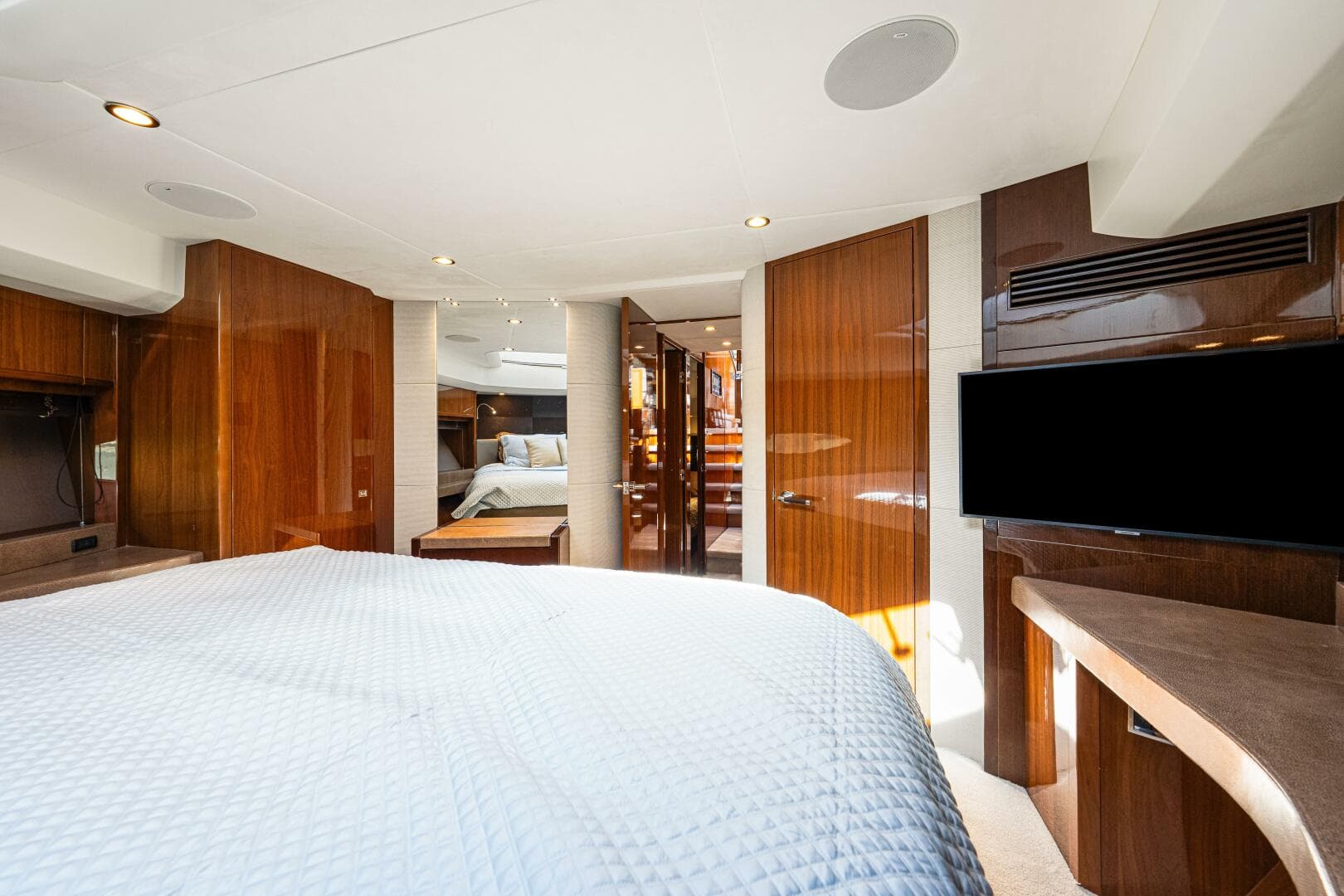 2014 Princess Y72 — photo 149