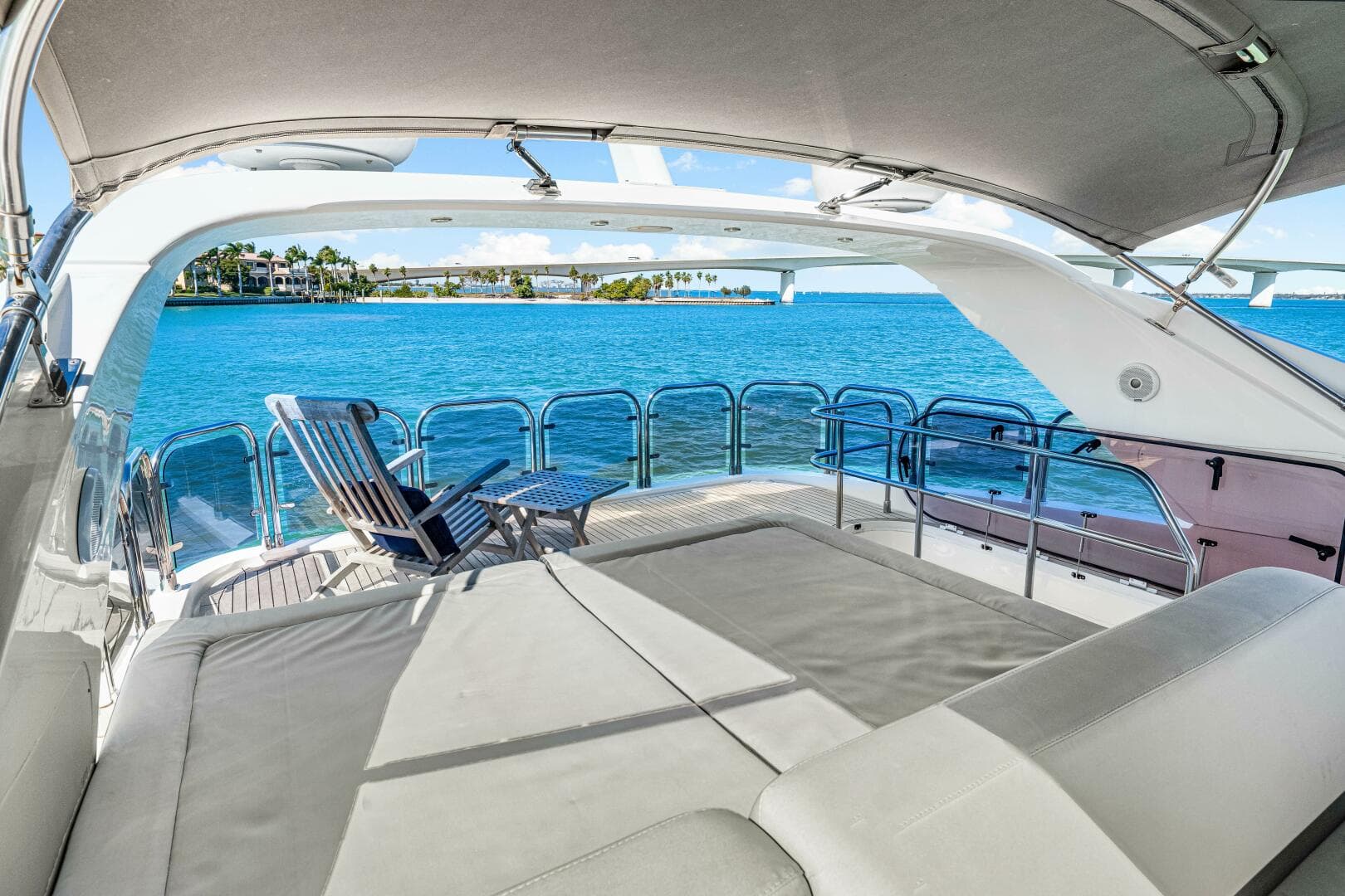 2014 Princess Y72 — photo 107