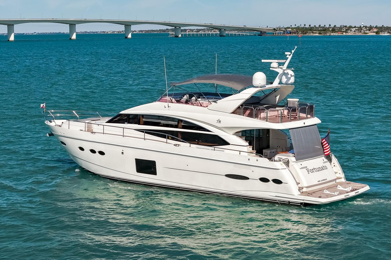 2014 Princess Y72 — photo 38
