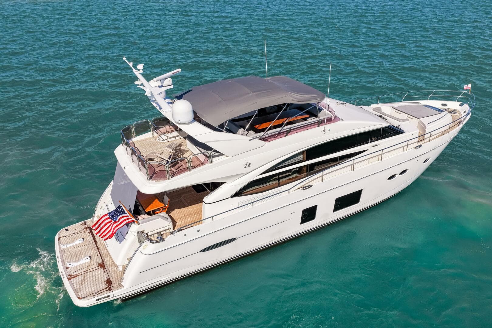 2014 Princess Y72 — photo 14