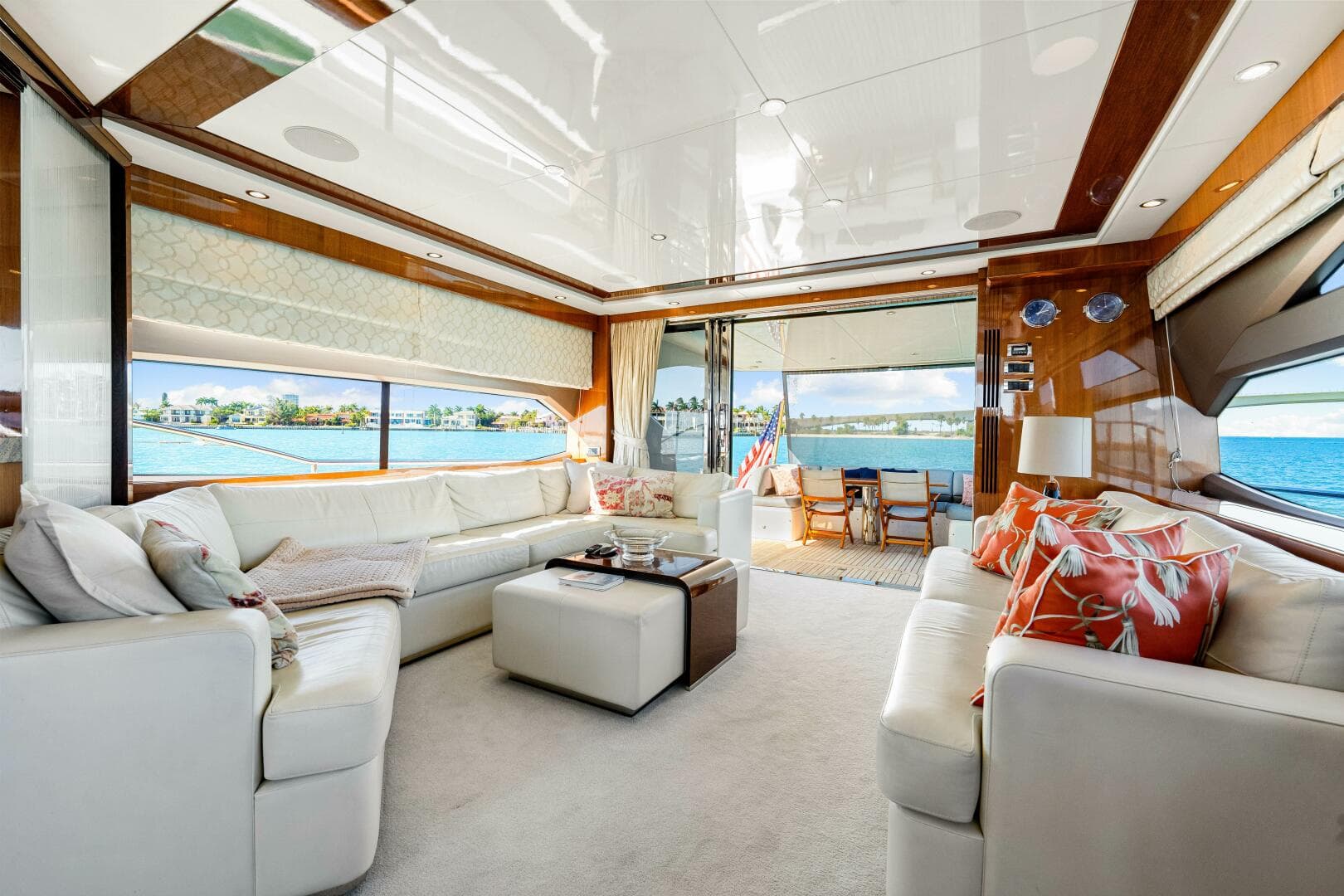 2014 Princess Y72 — photo 115