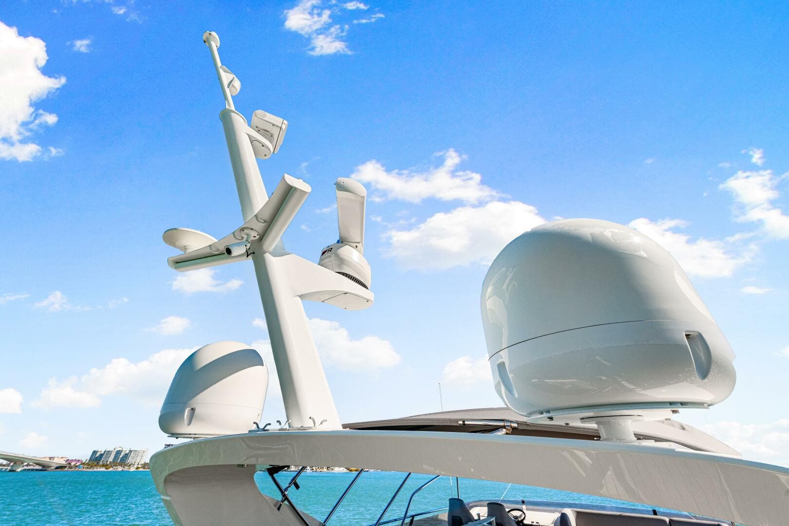 2014 Princess Y72 — photo 111