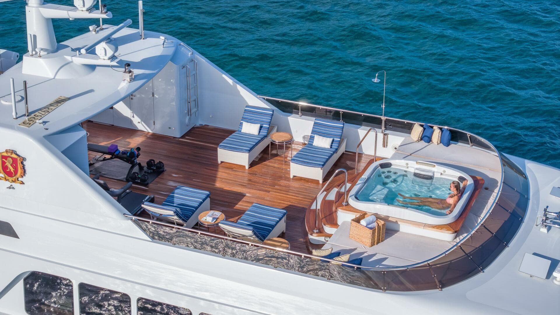 2001 Trinity Yachts Tri-Deck — photo 30