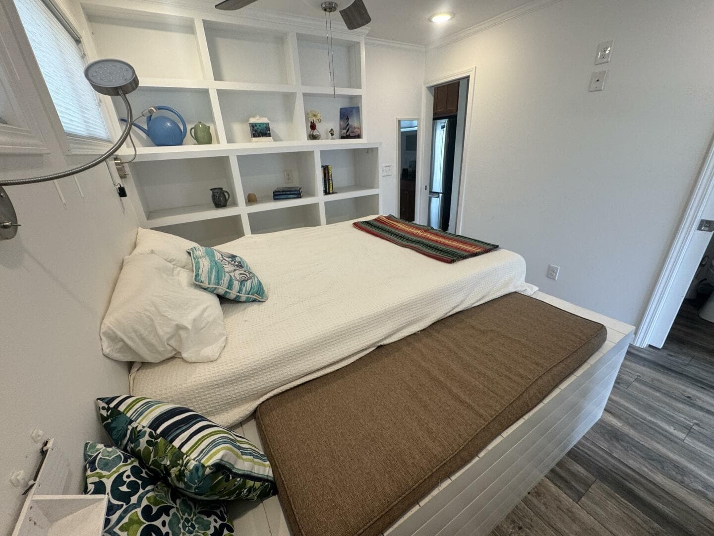 2019 Harbor Home Cozy Cottage 52 X 16 Tiny — photo 60