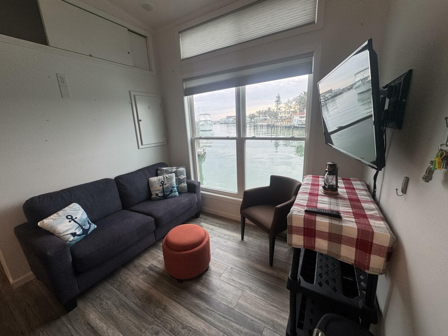 2019 Harbor Home Cozy Cottage 52 X 16 Tiny — photo 32