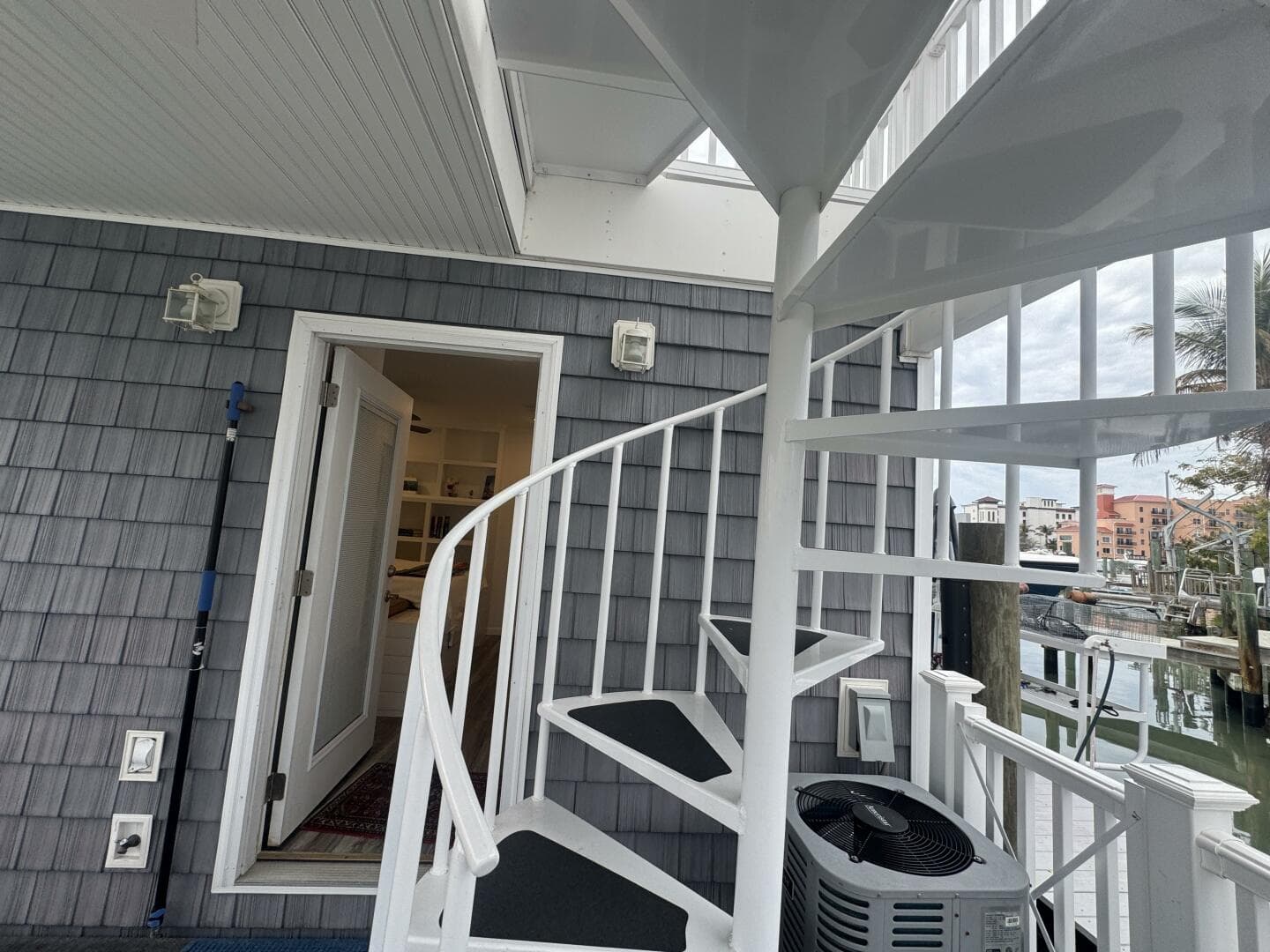 2019 Harbor Home Cozy Cottage 52 X 16 Tiny — photo 51