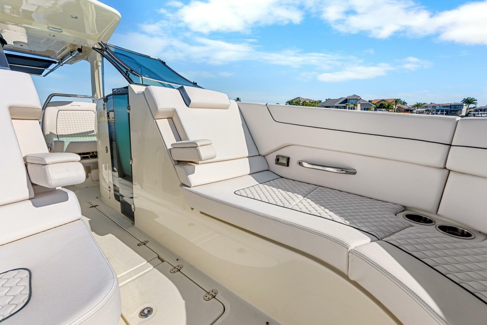 2021 Chris-Craft Launch 35 GT OB — photo 59