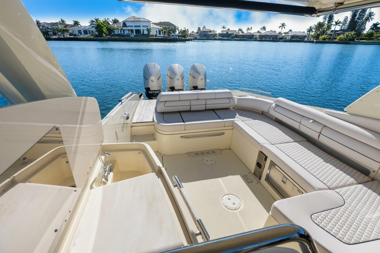 2021 Chris-Craft Launch 35 GT OB — photo 35