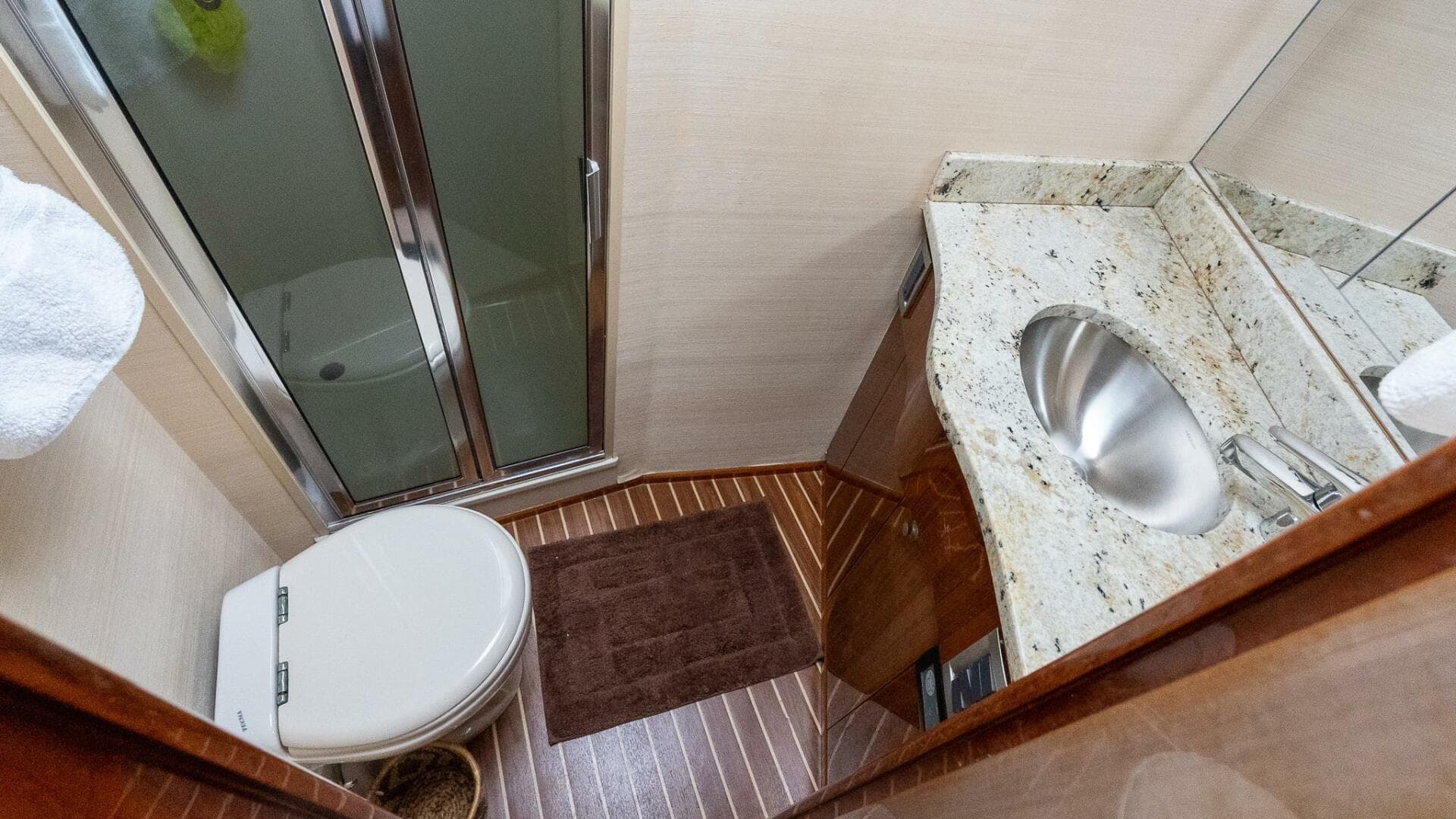 2007 Viking 64 Convertible — photo 52