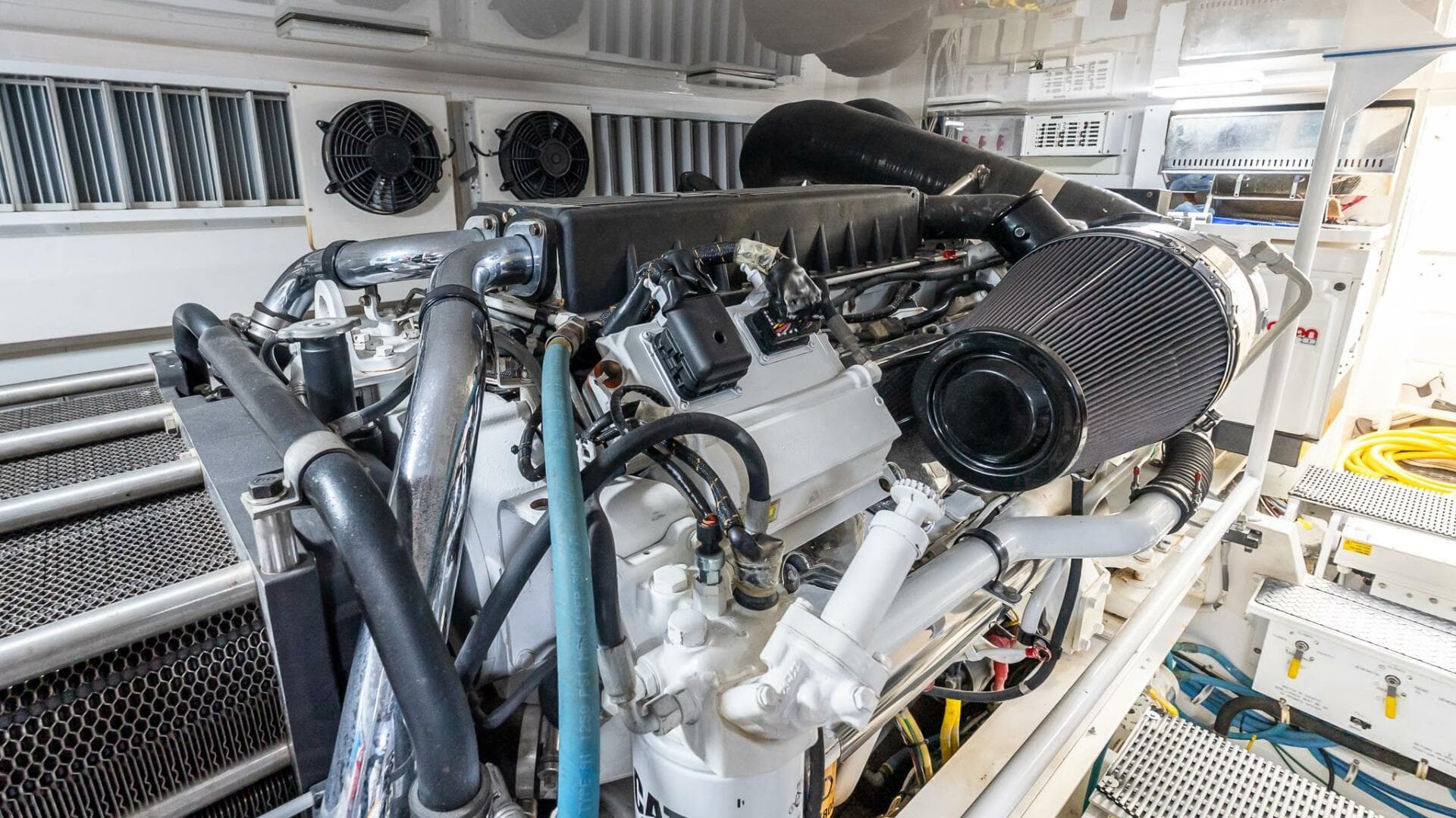 2007 Viking 64 Convertible — photo 61