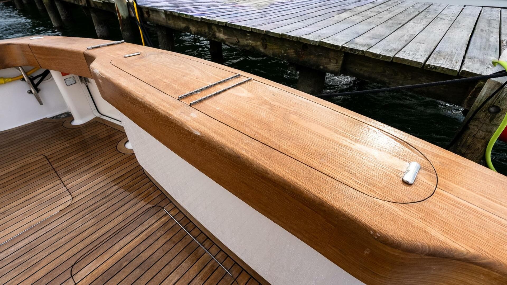 2007 Viking 64 Convertible — photo 9