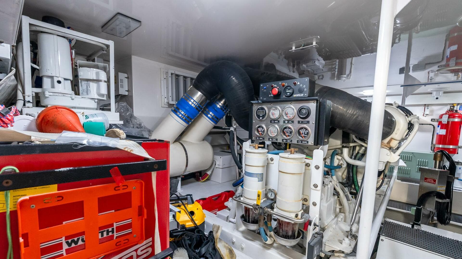 2007 Viking 64 Convertible — photo 65