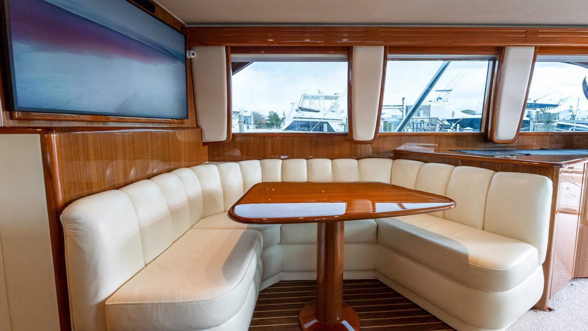 2007 Viking 64 Convertible — photo 44