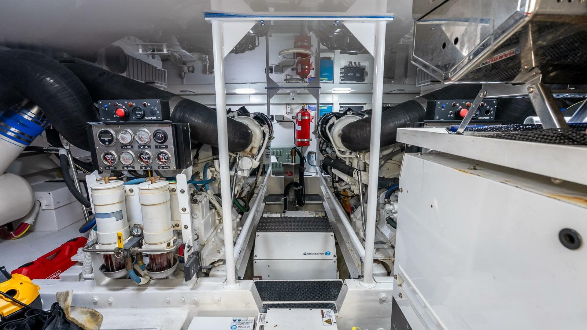 2007 Viking 64 Convertible — photo 64