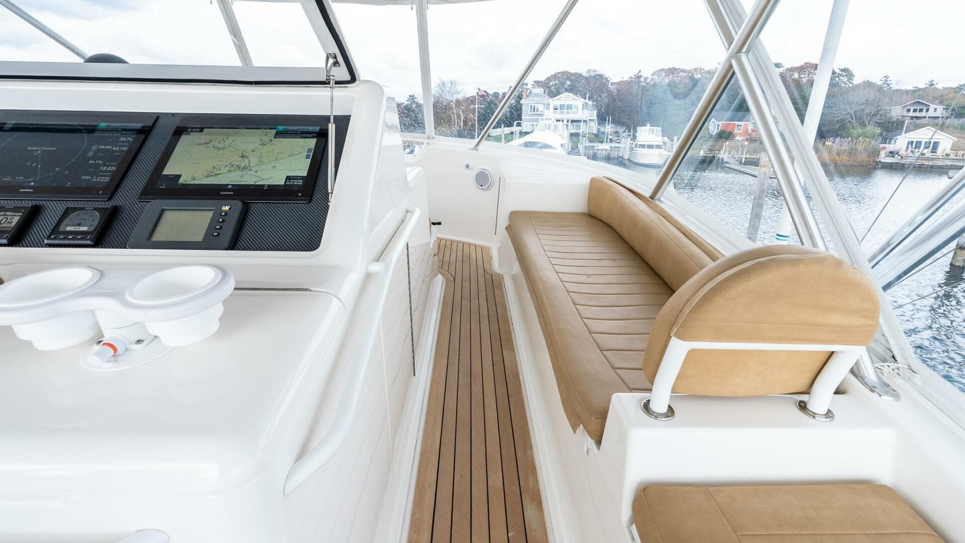 2007 Viking 64 Convertible — photo 27