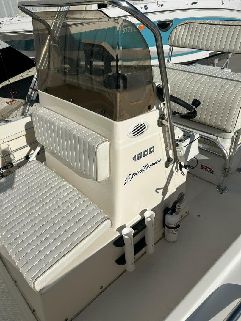 2001 Key West Sportsman — photo 5