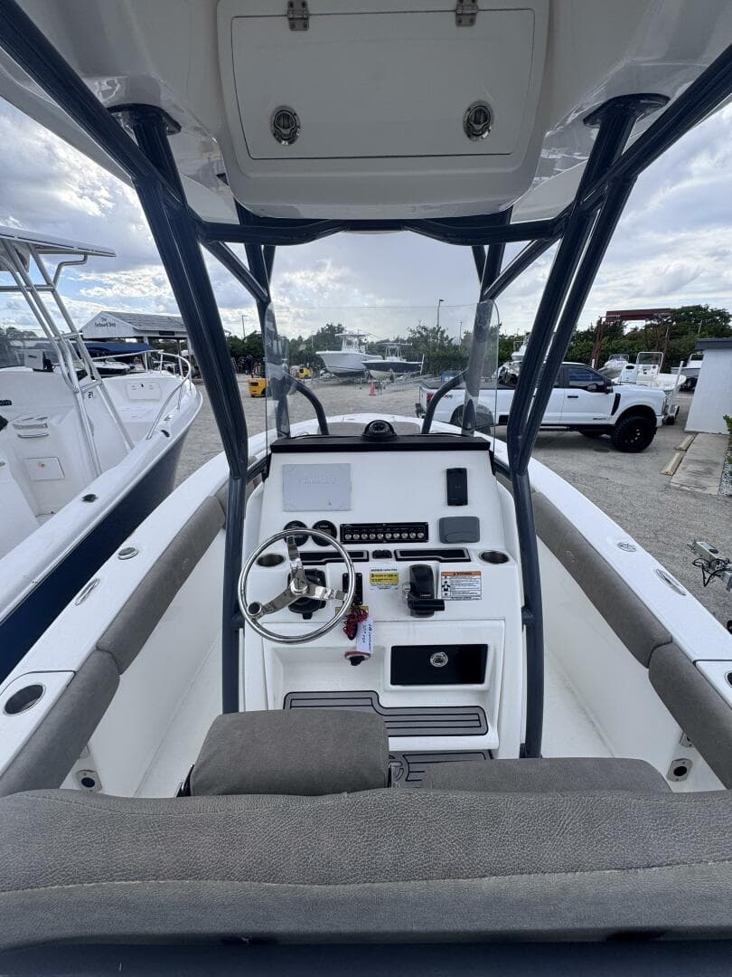 2021 Sea Fox 228 Commander — photo 12