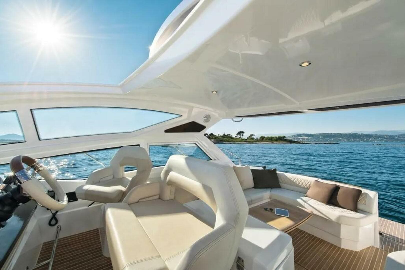 2019 Beneteau Gran Turismo 40 — photo 9