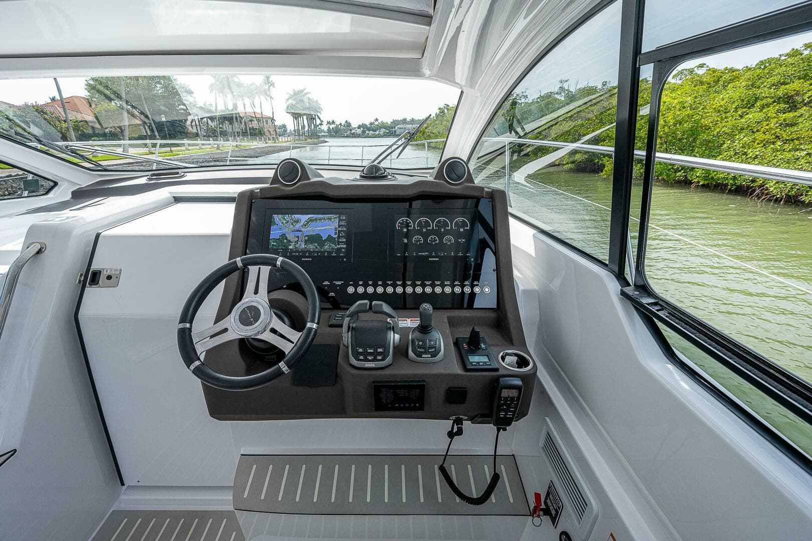 2021 Azimut 45 Atlantis — photo 13