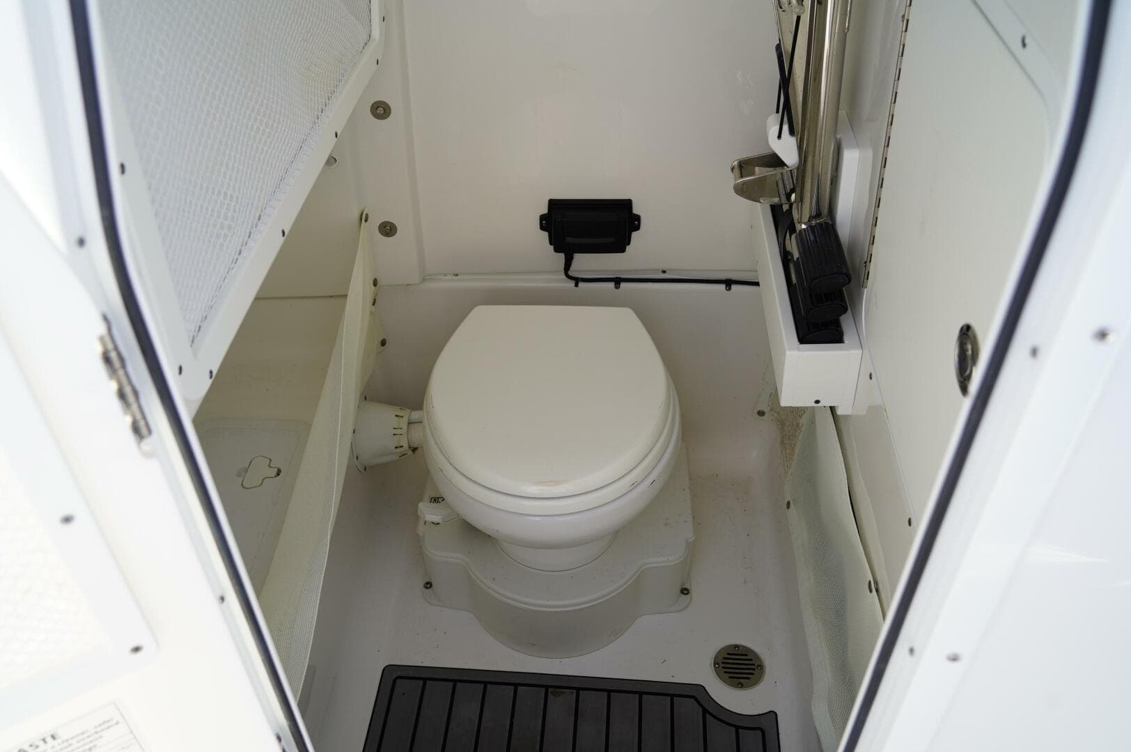 2023 Sea Hunt 275 SE — photo 23