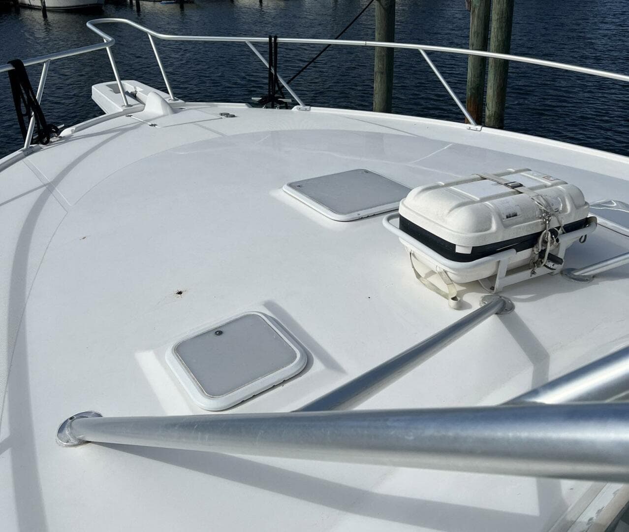 2007 Luhrs 41 Hardtop Express — photo 13