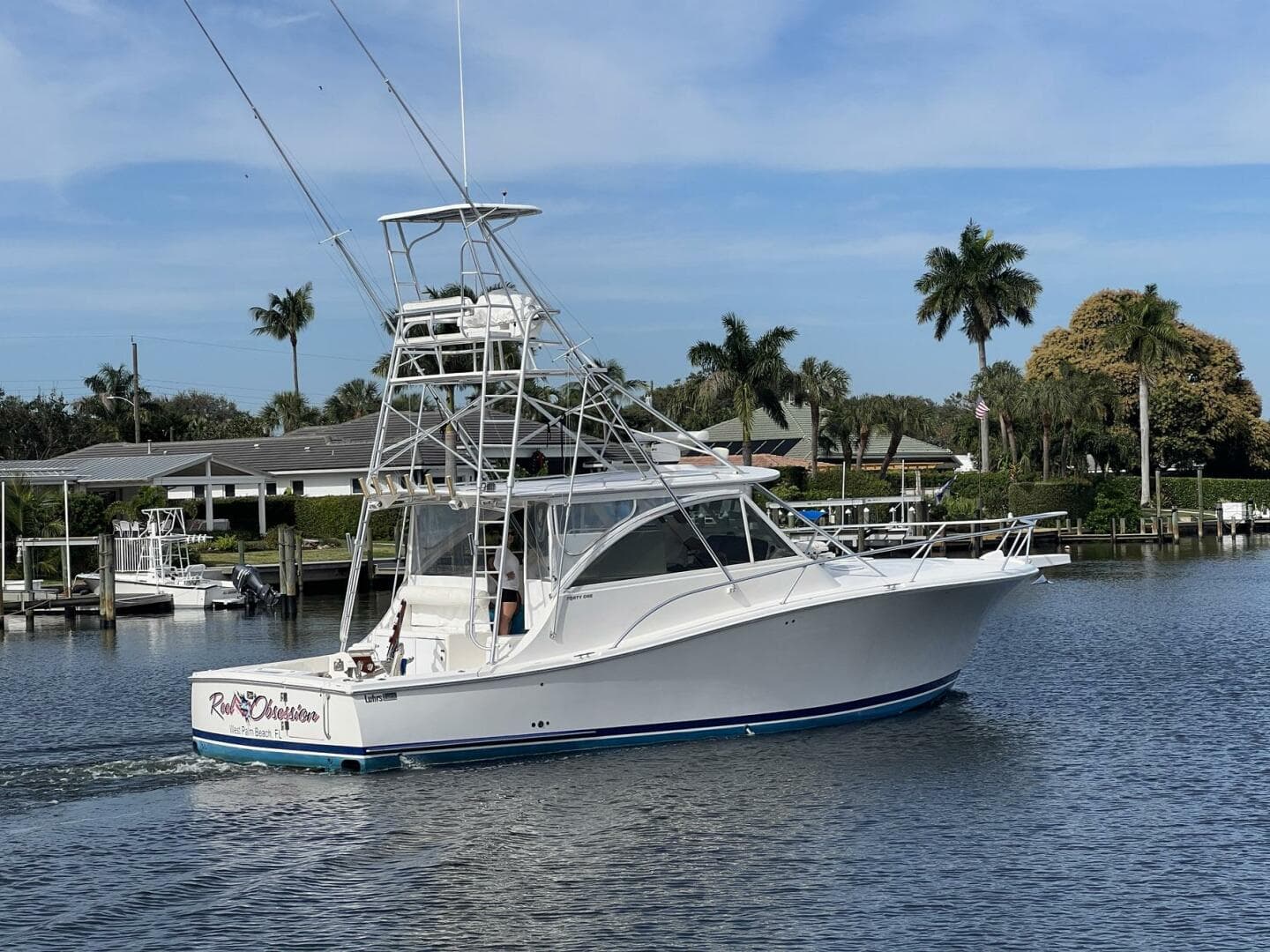 2007 Luhrs 41 Hardtop Express — photo 2