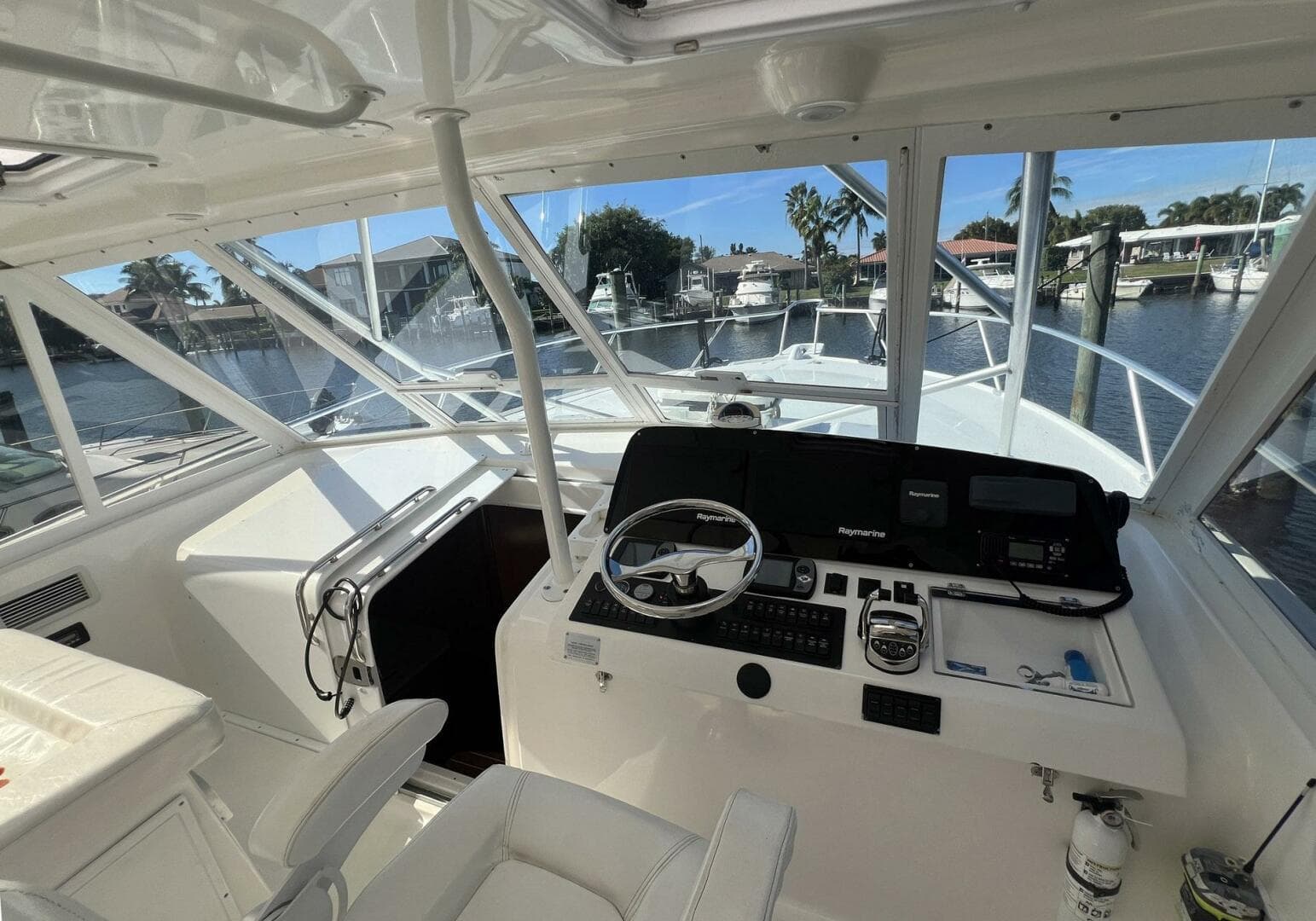 2007 Luhrs 41 Hardtop Express — photo 20