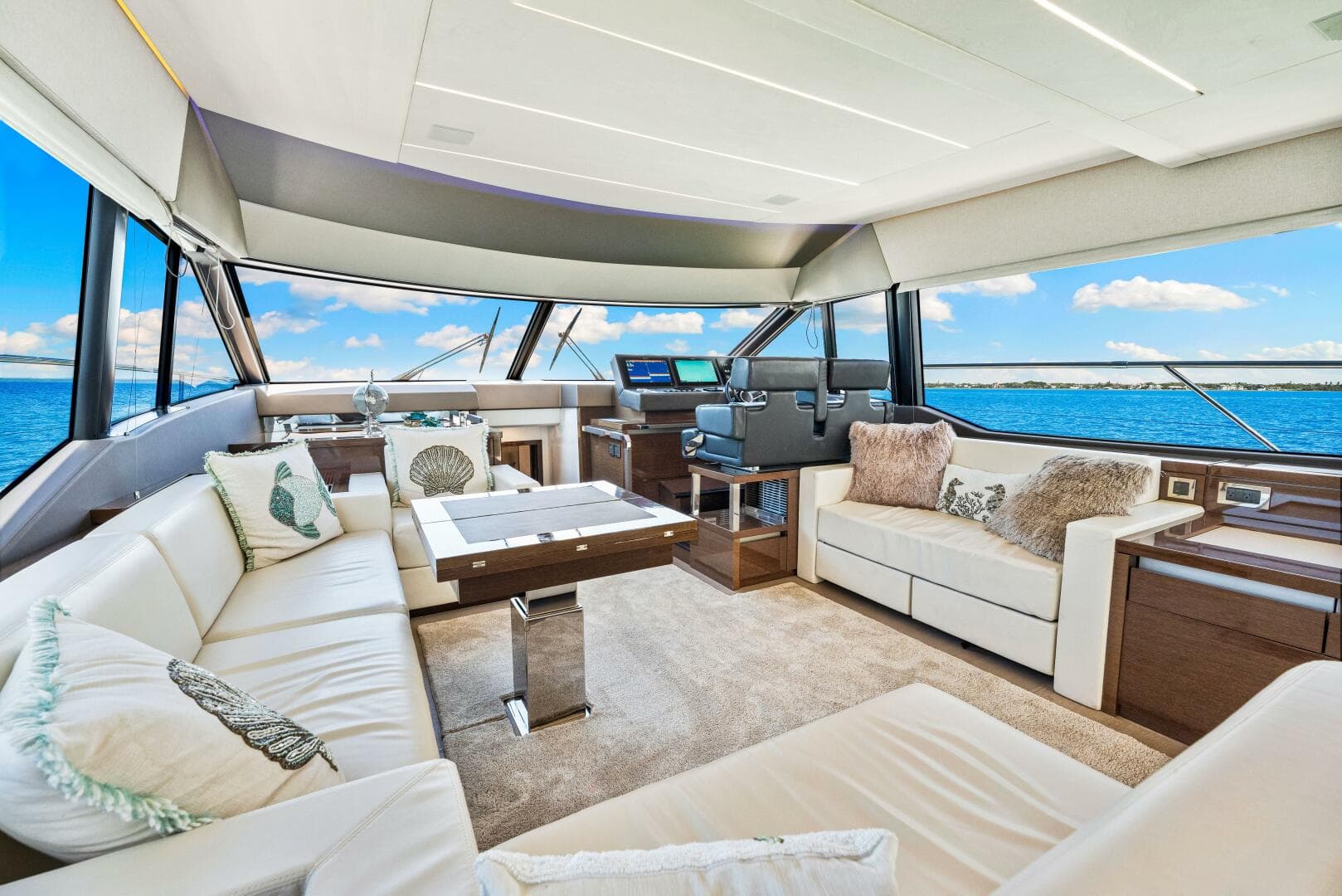 2019 Prestige 630 Flybridge — photo 37