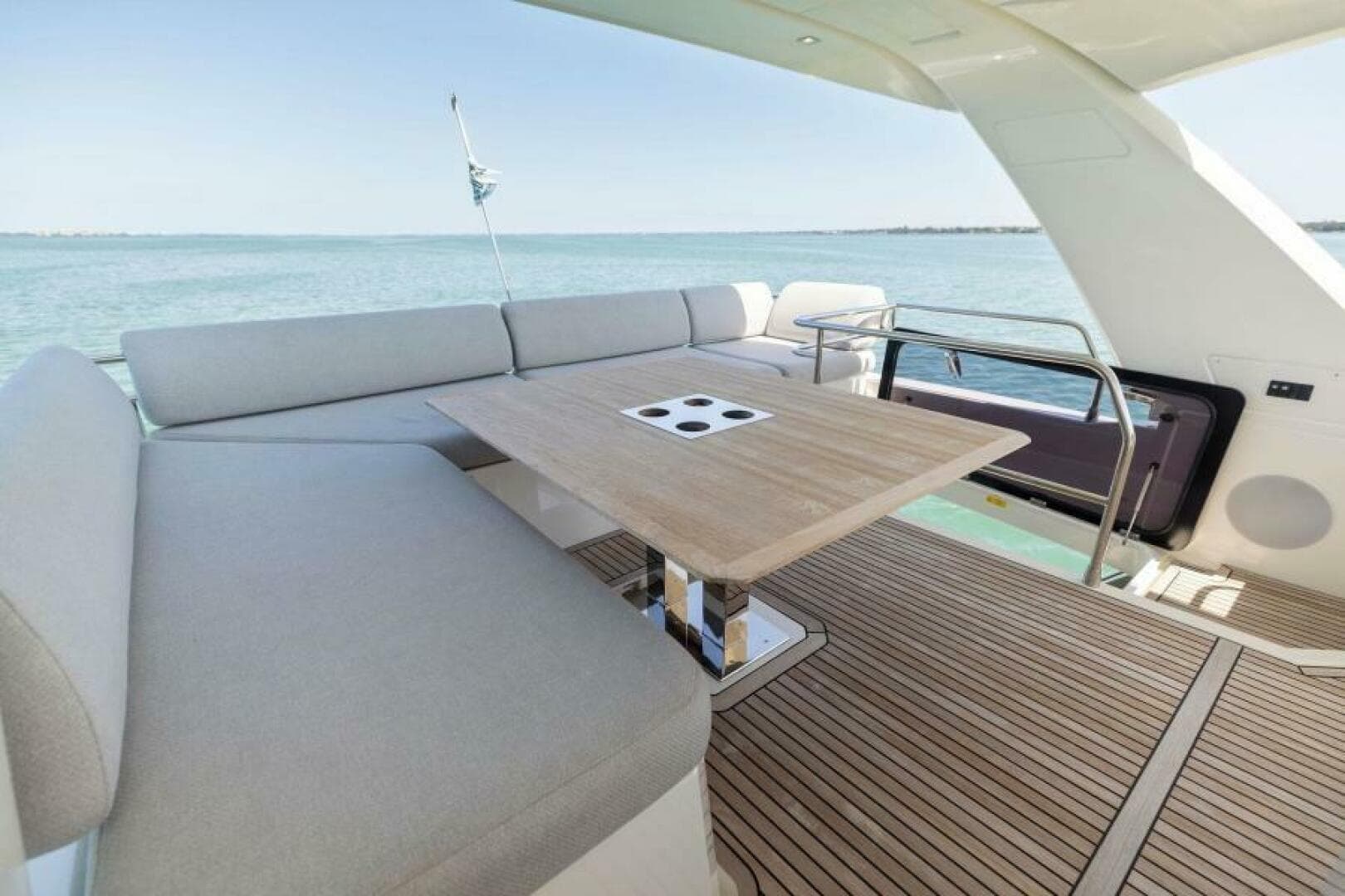 2019 Prestige 630 Flybridge — photo 67