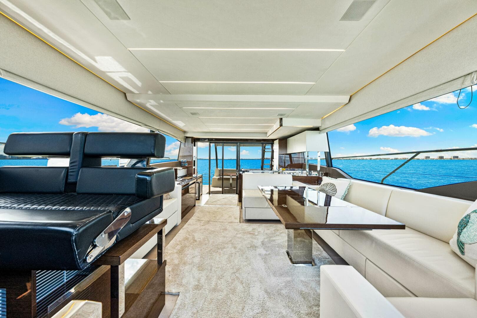 2019 Prestige 630 Flybridge — photo 40