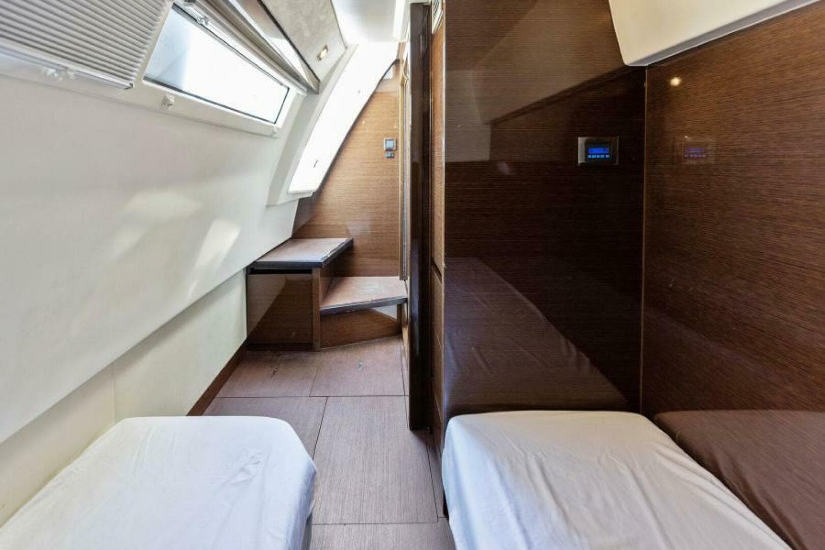 2019 Prestige 630 Flybridge — photo 78