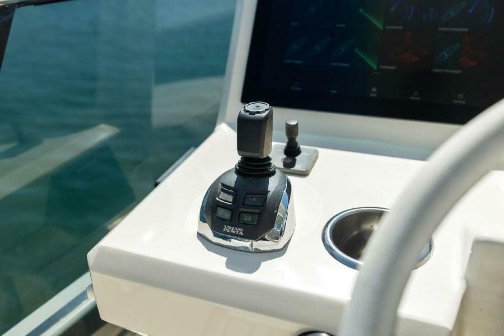 2019 Prestige 630 Flybridge — photo 75