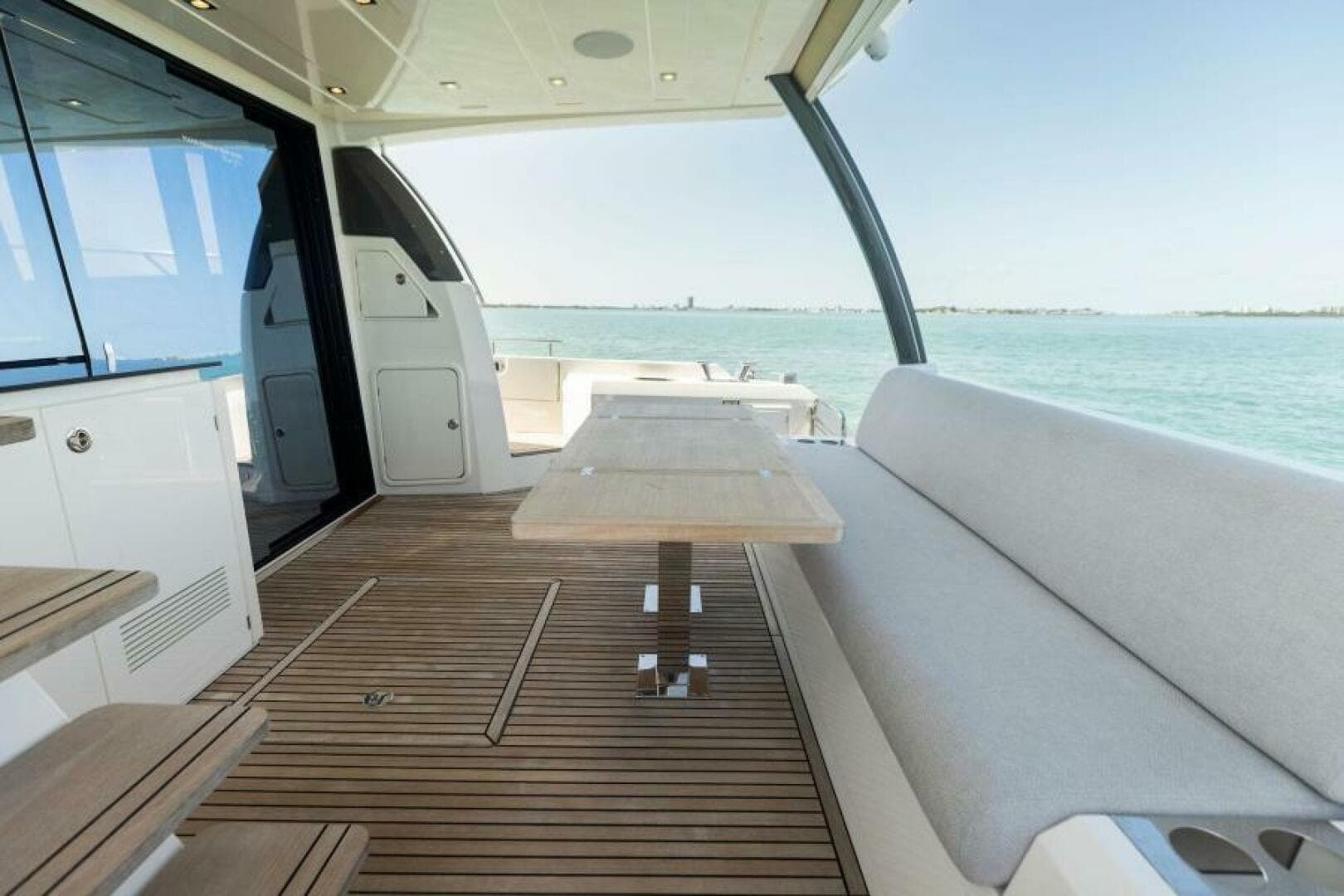 2019 Prestige 630 Flybridge — photo 59