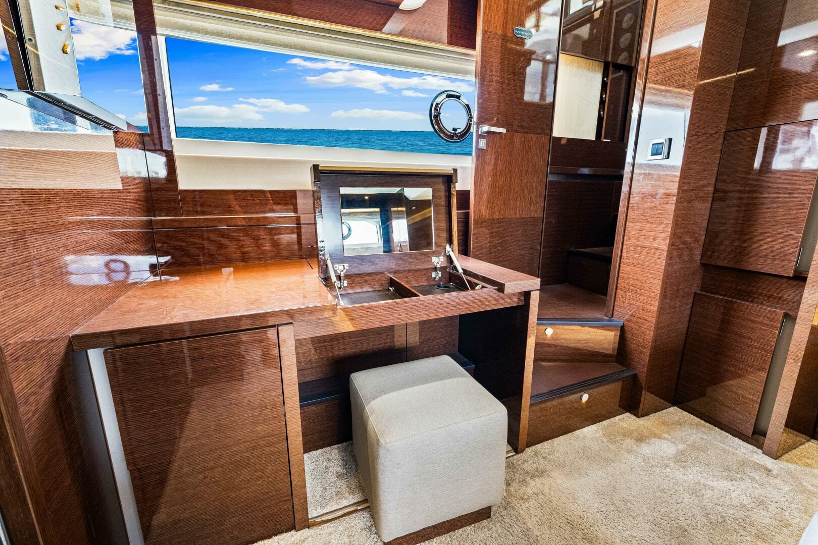 2019 Prestige 630 Flybridge — photo 46