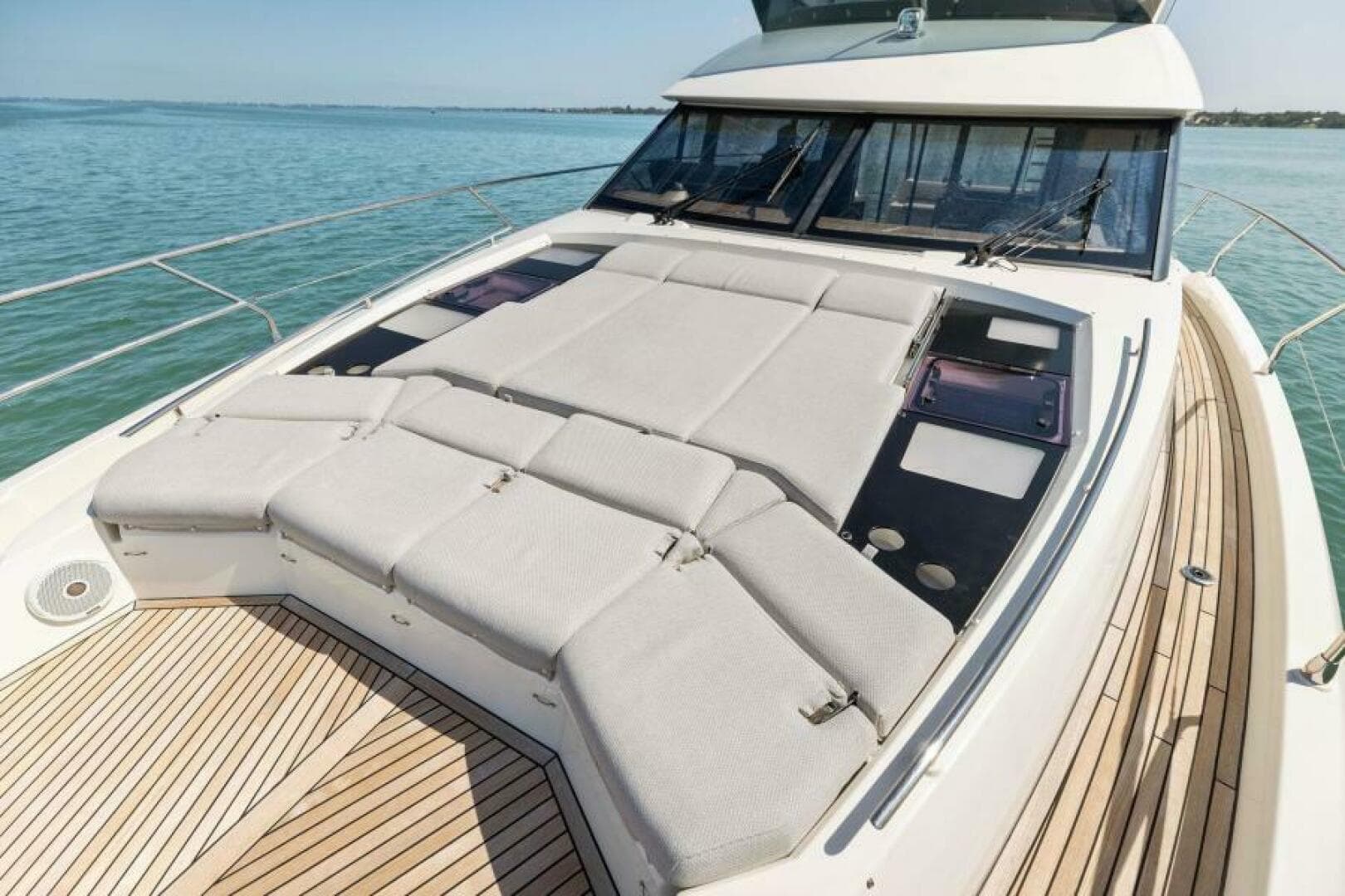 2019 Prestige 630 Flybridge — photo 53