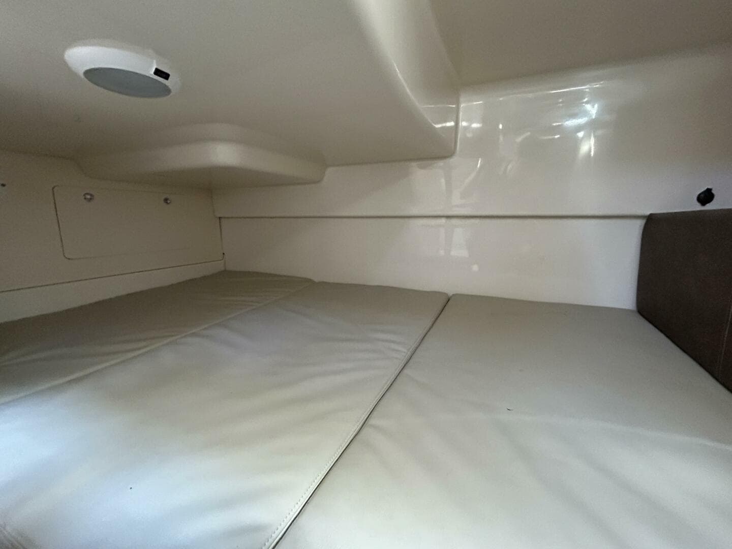 2015 Boston Whaler 285 Conquest — photo 10