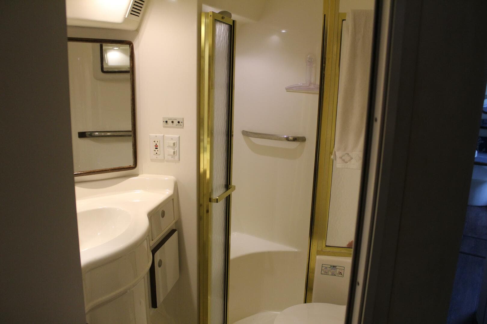 1996 Sea Ray 500 Sundancer — photo 48