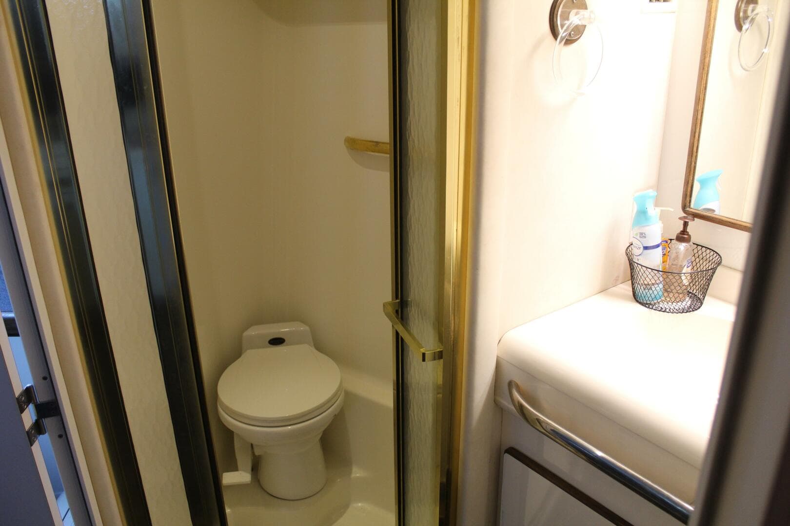 1996 Sea Ray 500 Sundancer — photo 36