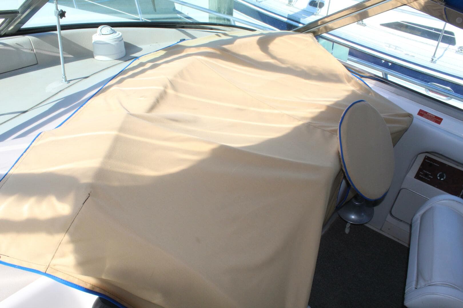 1996 Sea Ray 500 Sundancer — photo 18