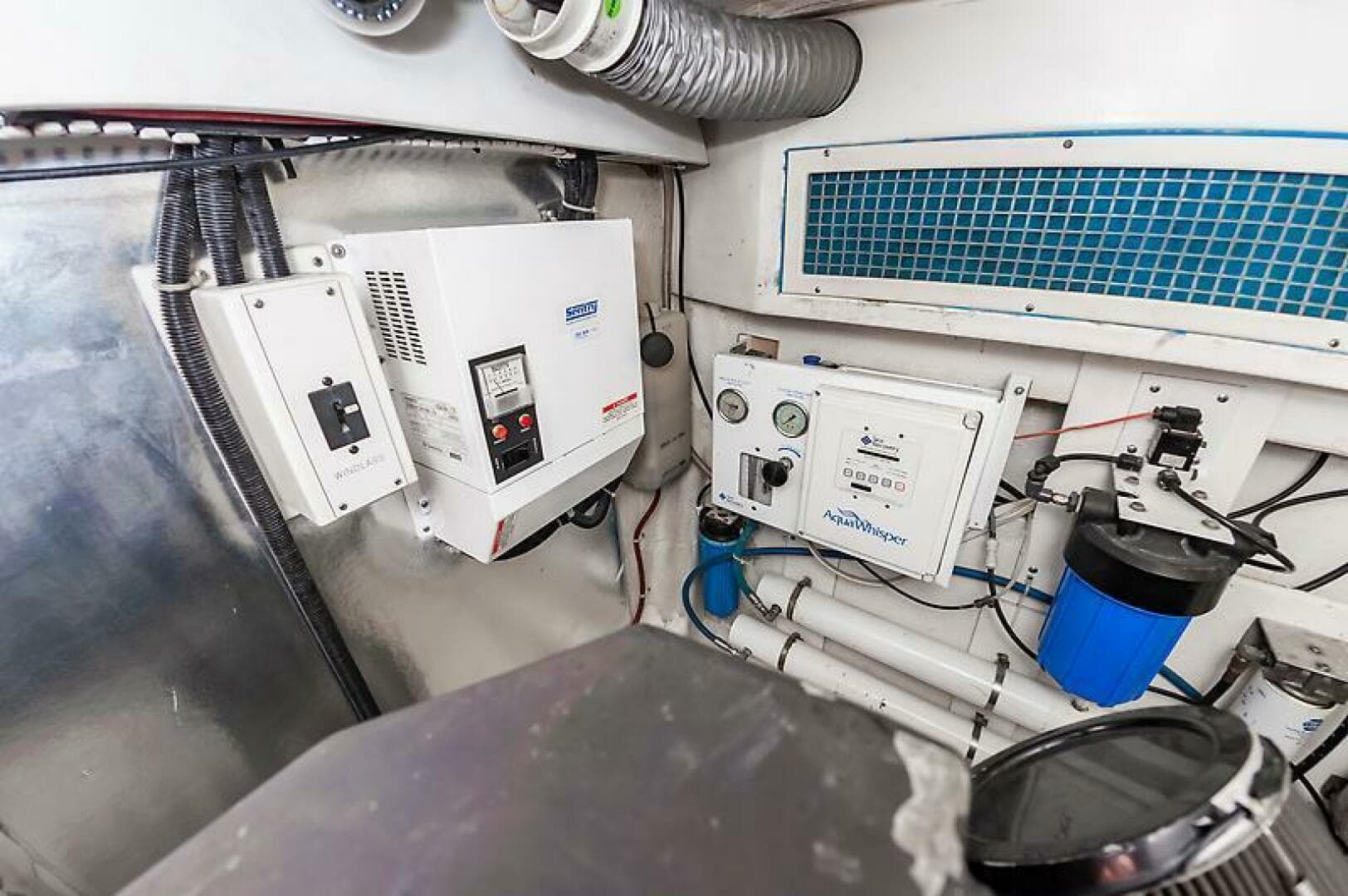 2003 Ocean 57 Convertible — photo 68