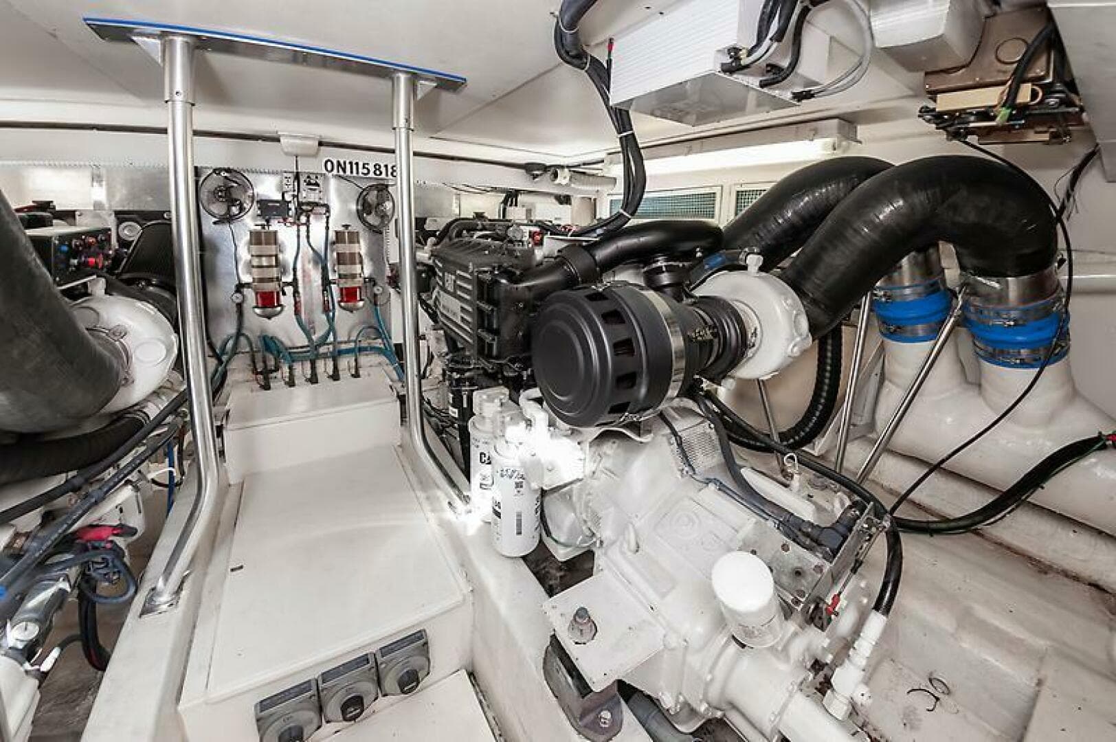 2003 Ocean 57 Convertible — photo 61