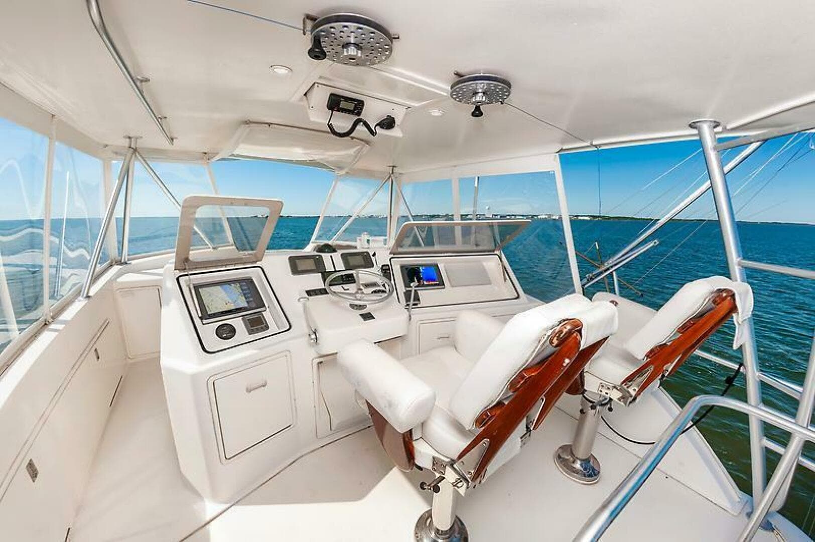 2003 Ocean 57 Convertible — photo 18