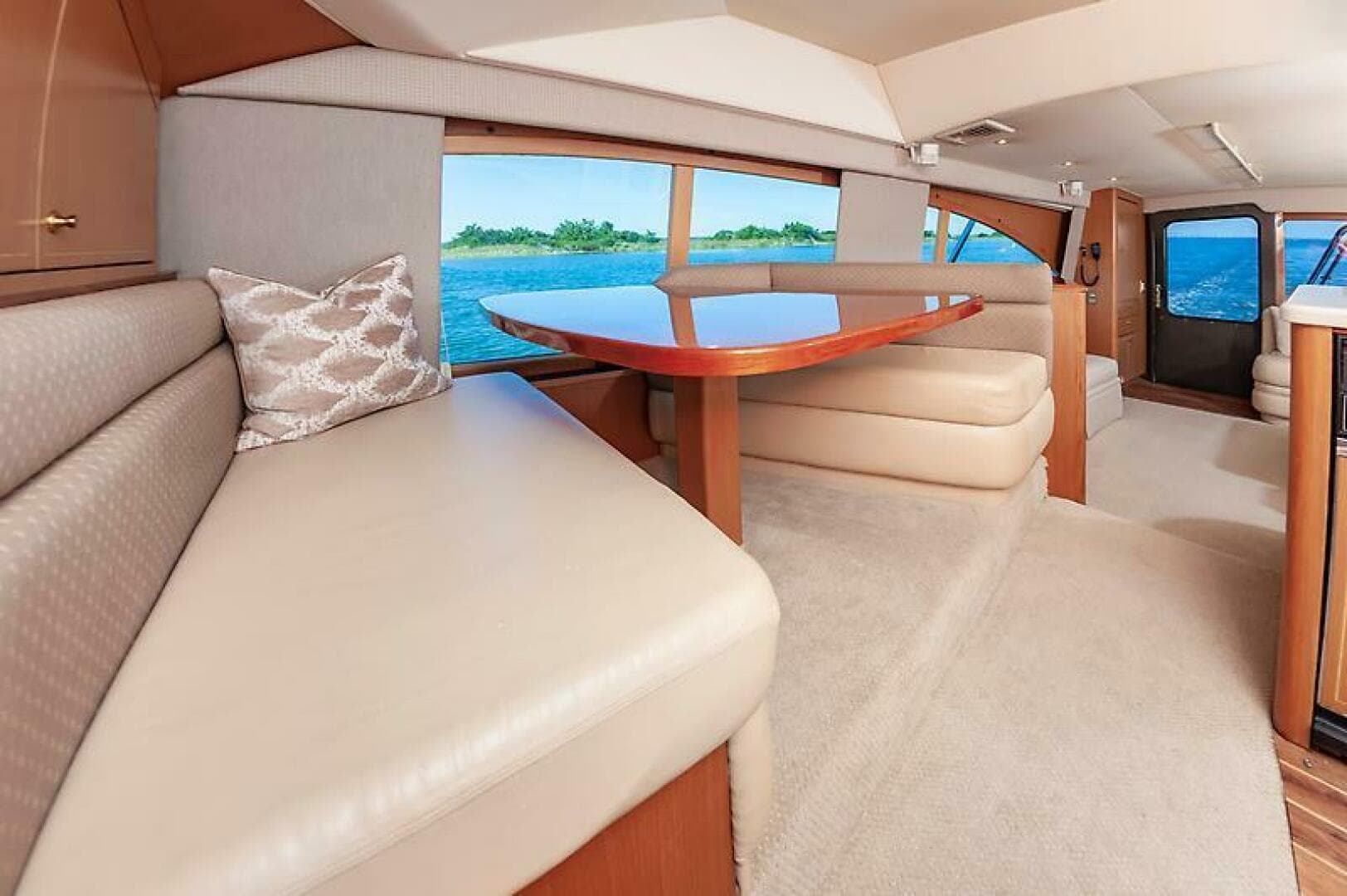 2003 Ocean 57 Convertible — photo 37