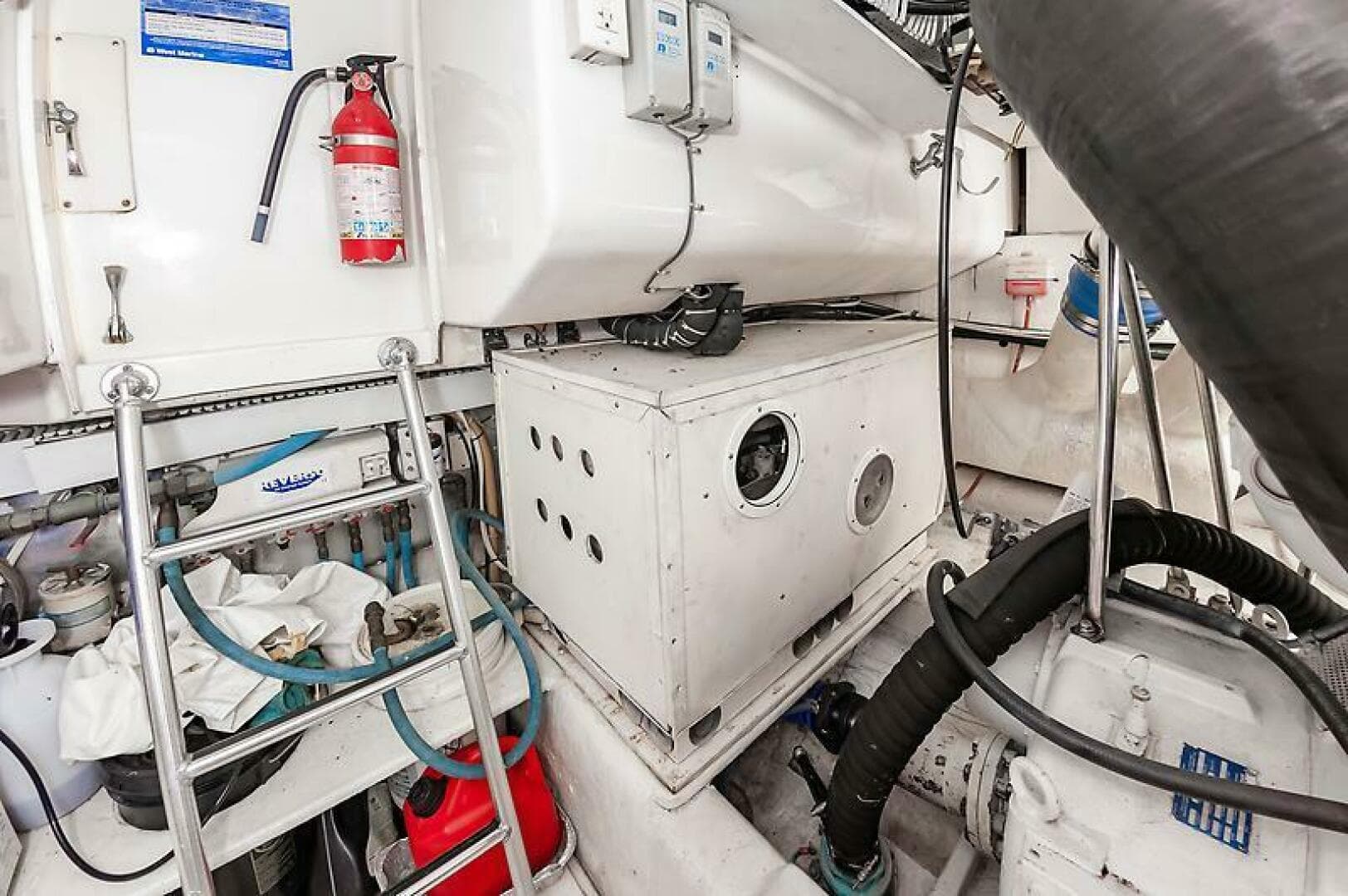 2003 Ocean 57 Convertible — photo 70