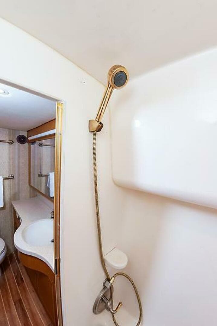 2003 Ocean 57 Convertible — photo 51