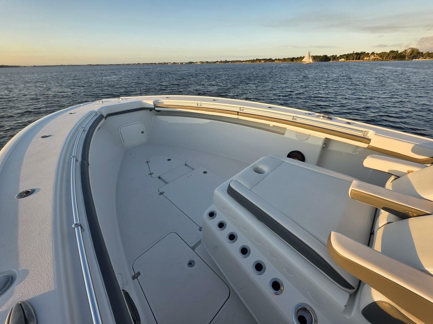 2019 Yellowfin 42 Offshore — photo 16