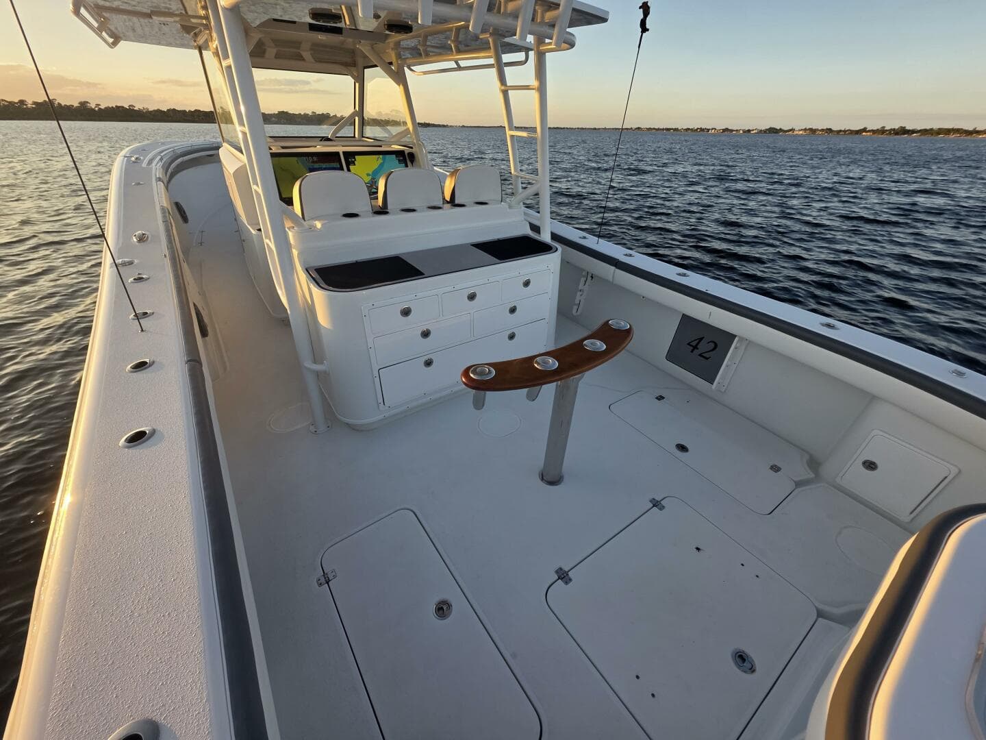 2019 Yellowfin 42 Offshore — photo 13