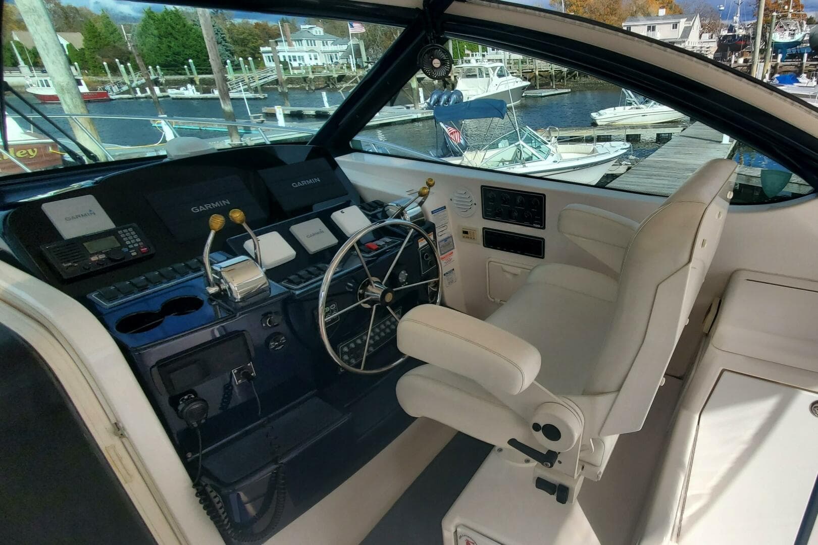 2006 Tiara Yachts 4200 Open — photo 15